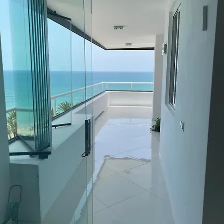 Edificio Playa Mar トレモリノス